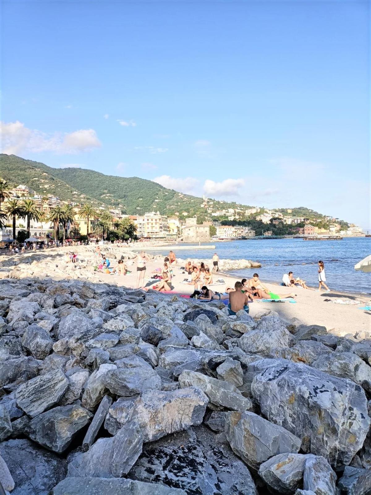 Fronte Del Golf Apartment Rapallo Exterior photo