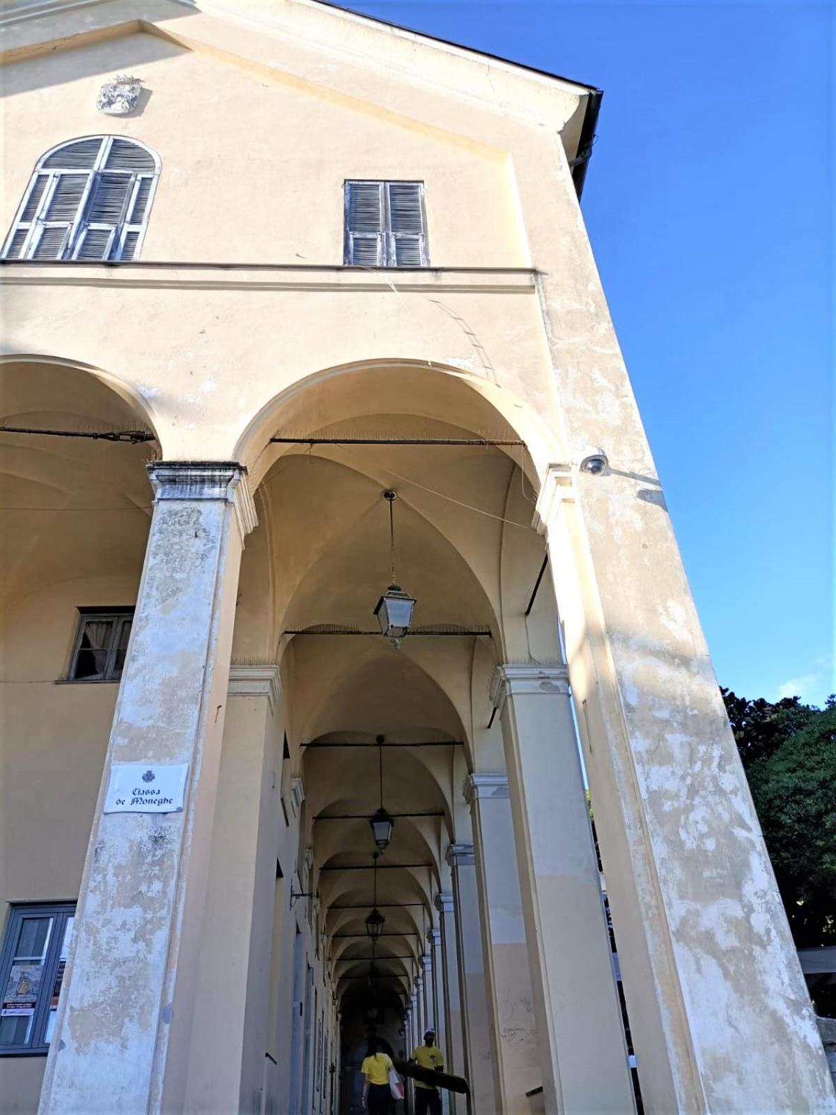 Fronte Del Golf Apartment Rapallo Exterior photo