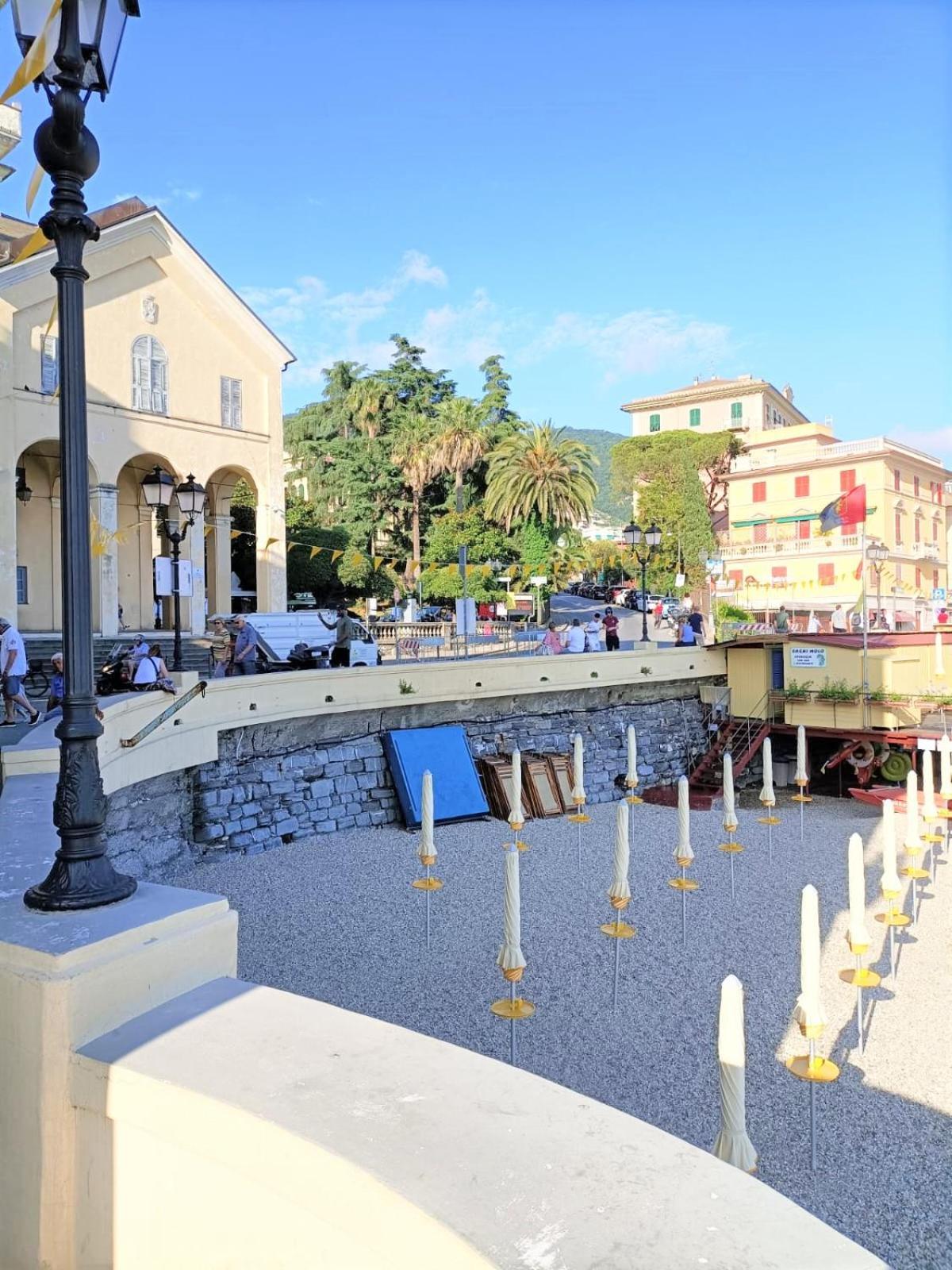 Fronte Del Golf Apartment Rapallo Exterior photo