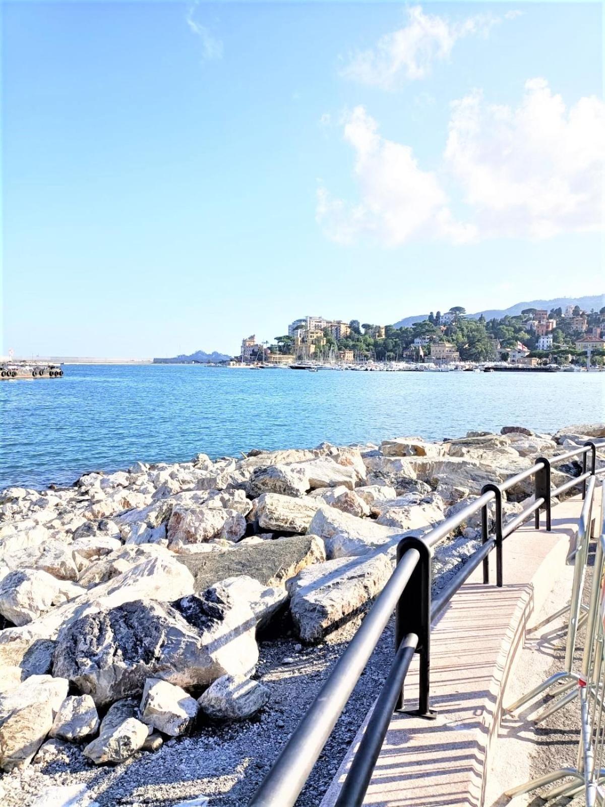 Fronte Del Golf Apartment Rapallo Exterior photo