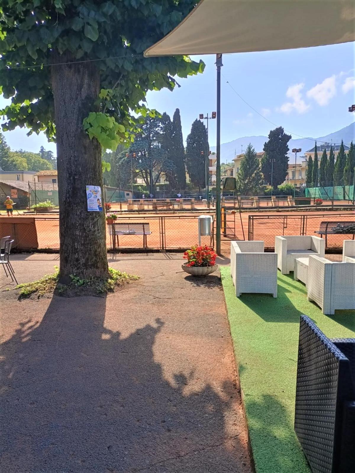 Fronte Del Golf Apartment Rapallo Exterior photo